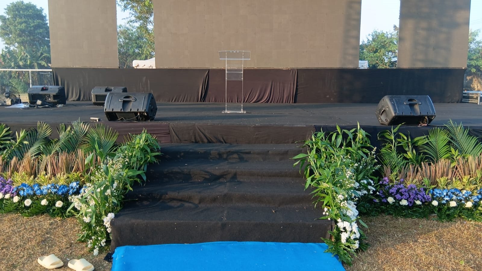 Sewa Podium Ciputat Timur Tangerang Selatan